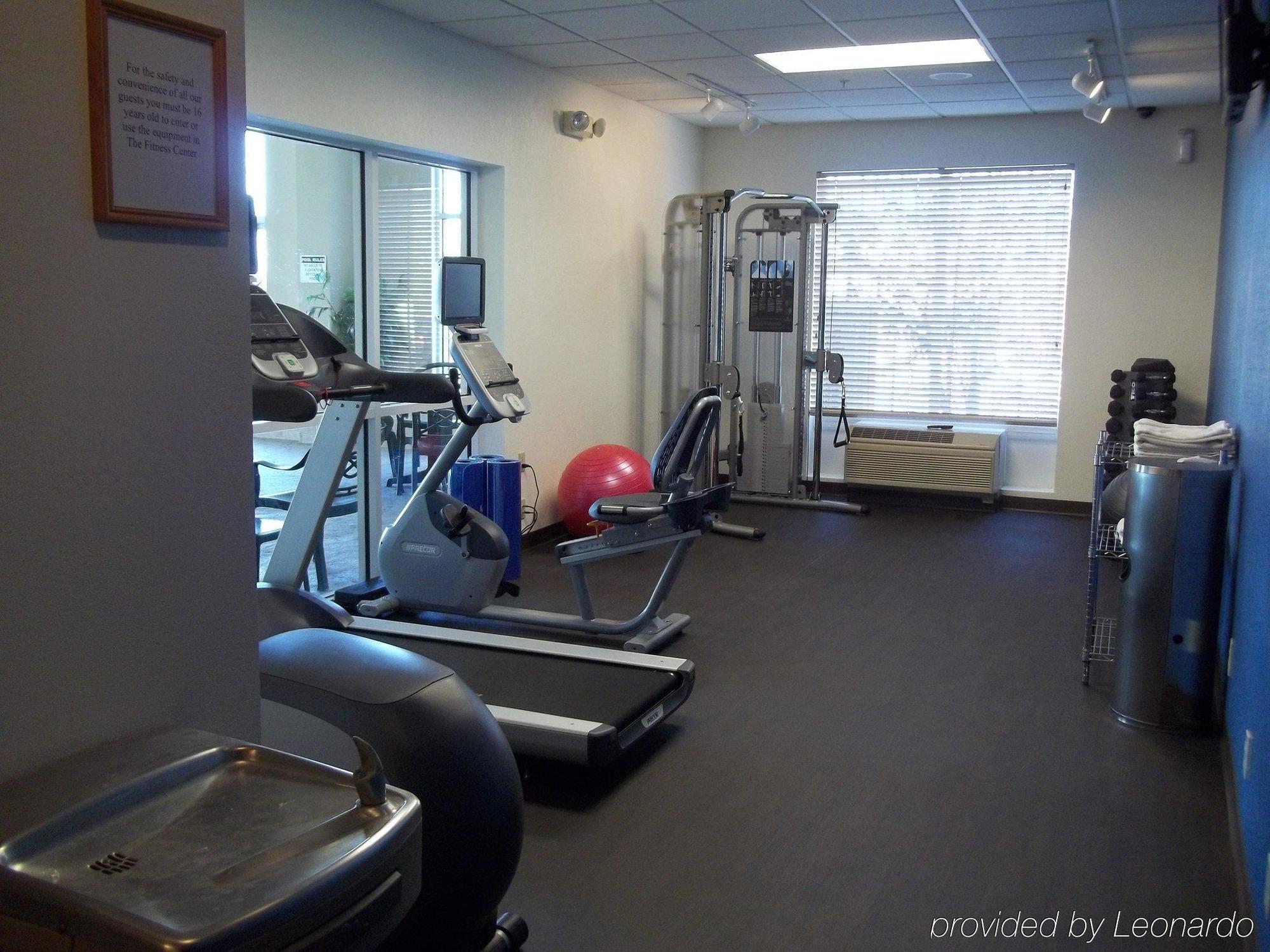 Park Manor Hotel 클리프턴파크 외부 사진 The gym at the 2008 Olympic Village