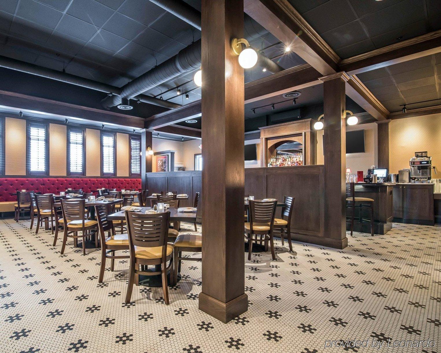 Park Manor Hotel 클리프턴파크 외부 사진 Interior of the restaurant