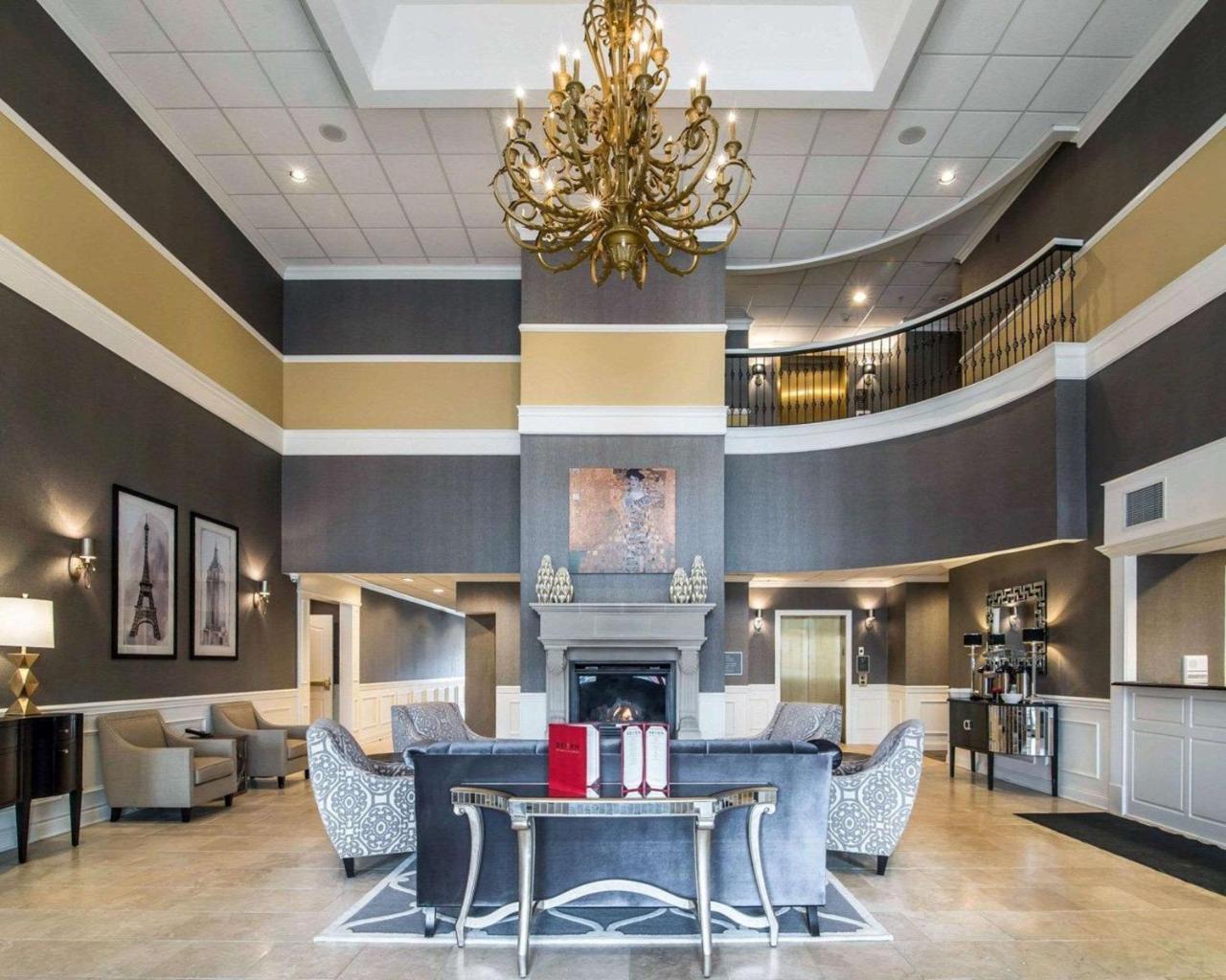 Park Manor Hotel 클리프턴파크 외부 사진 The lobby of the hotel
