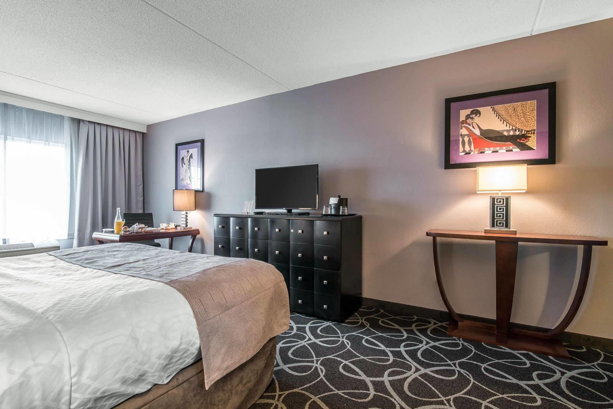Park Manor Hotel 클리프턴파크 외부 사진 A typical hotel room