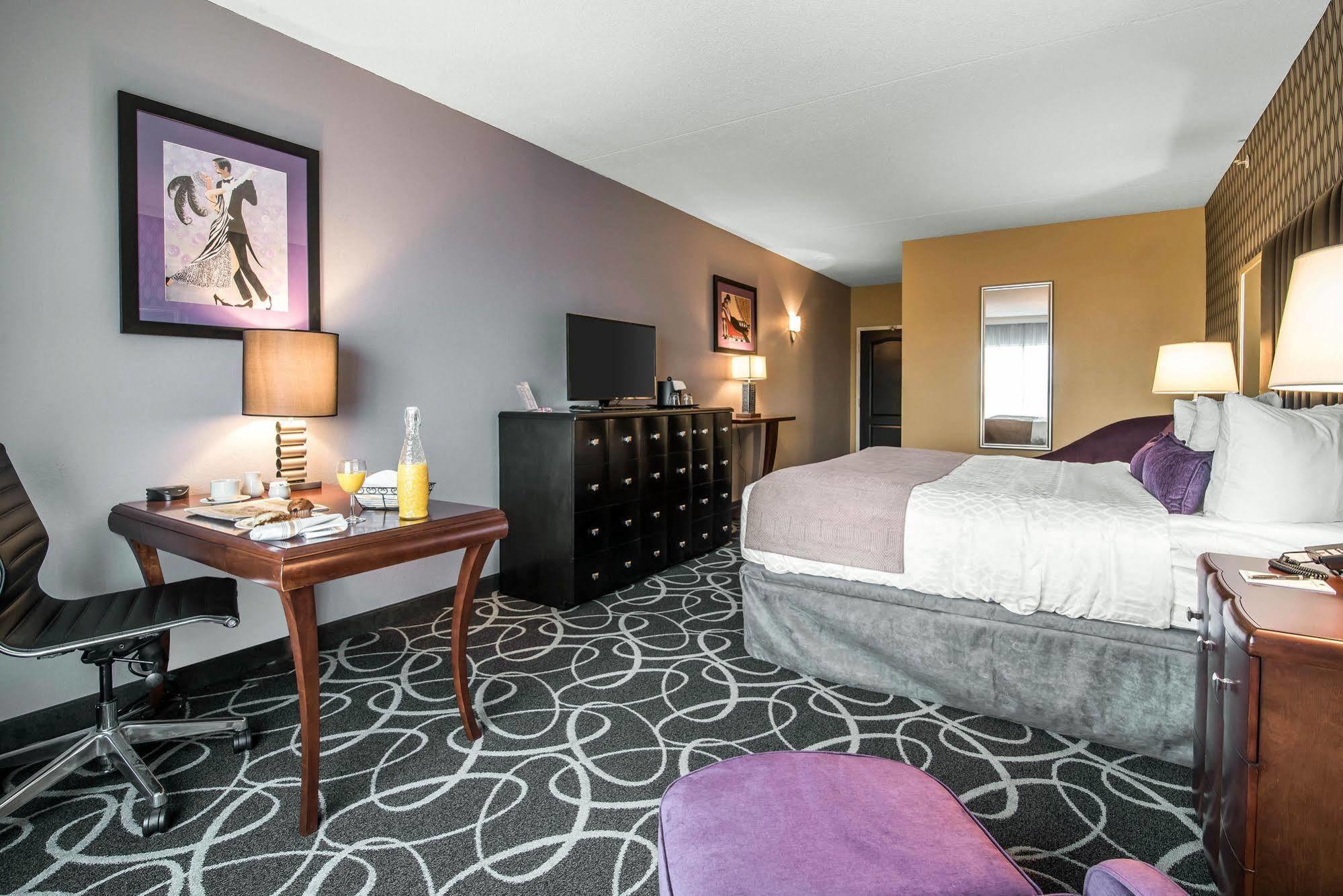 Park Manor Hotel 클리프턴파크 외부 사진 A room at the hotel